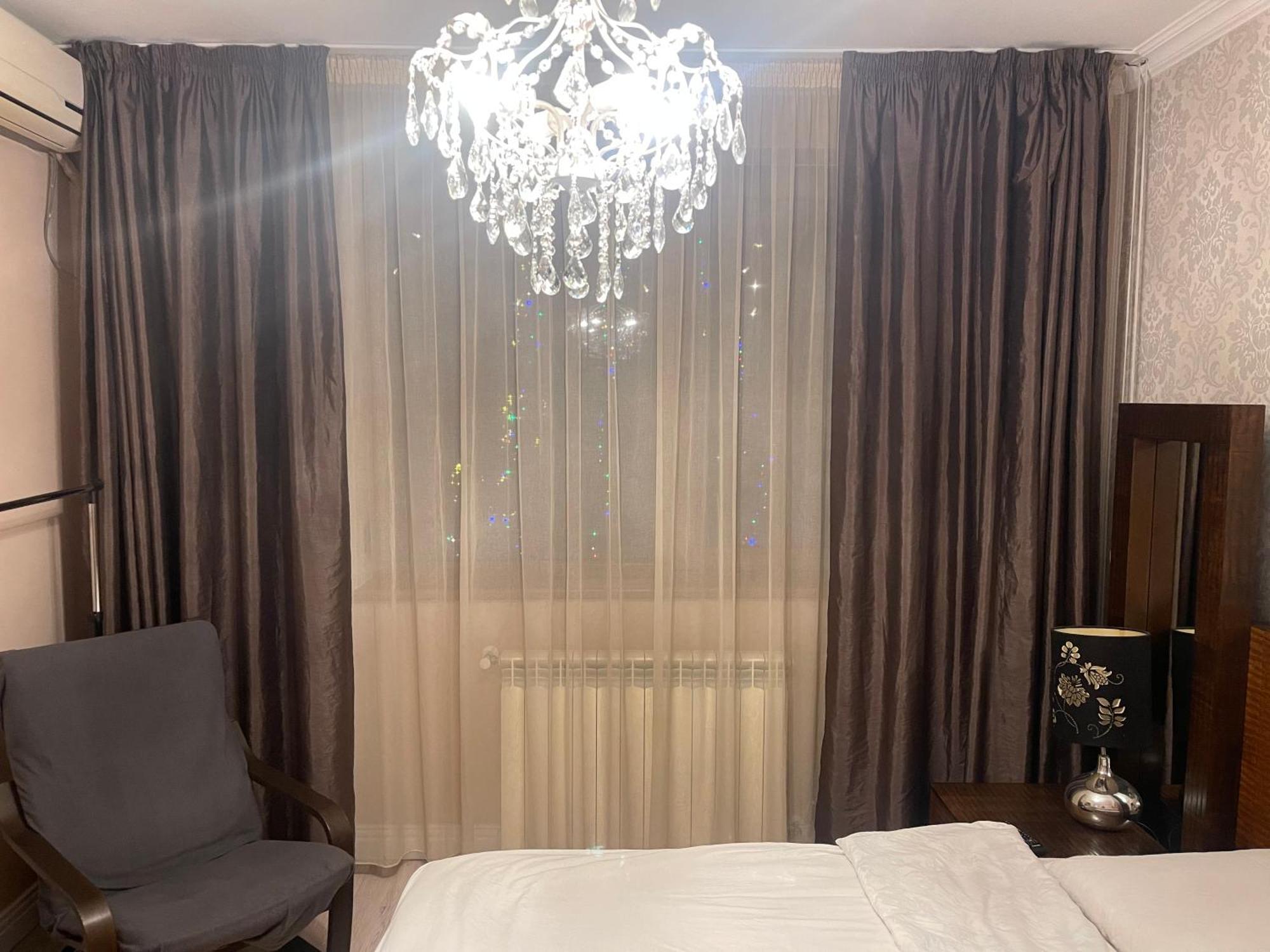 Room In A Private House - 5 Min From Therme And Airport Corbeanca Exterior photo