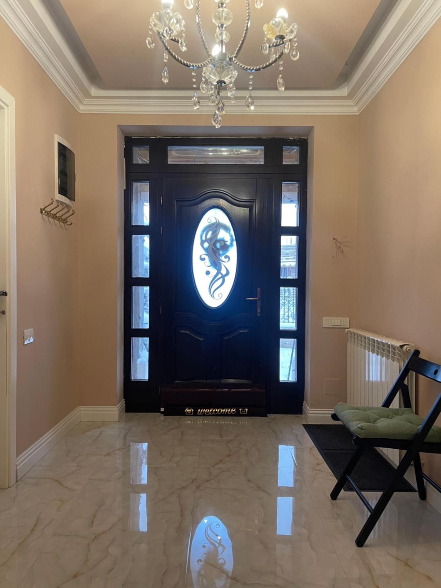 Room In A Private House - 5 Min From Therme And Airport Corbeanca Exterior photo